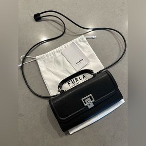Furla Pelle Crossbody